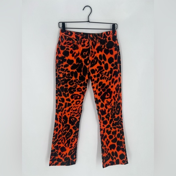 R13 Kick Fit Stretch Leopard Mid Rise Flare Jeans In Orange Leopard - Picture 2 of 7